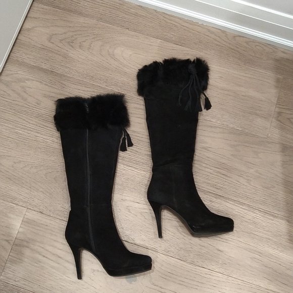 Suede and fur boots with tassel - Picture 7 of 11